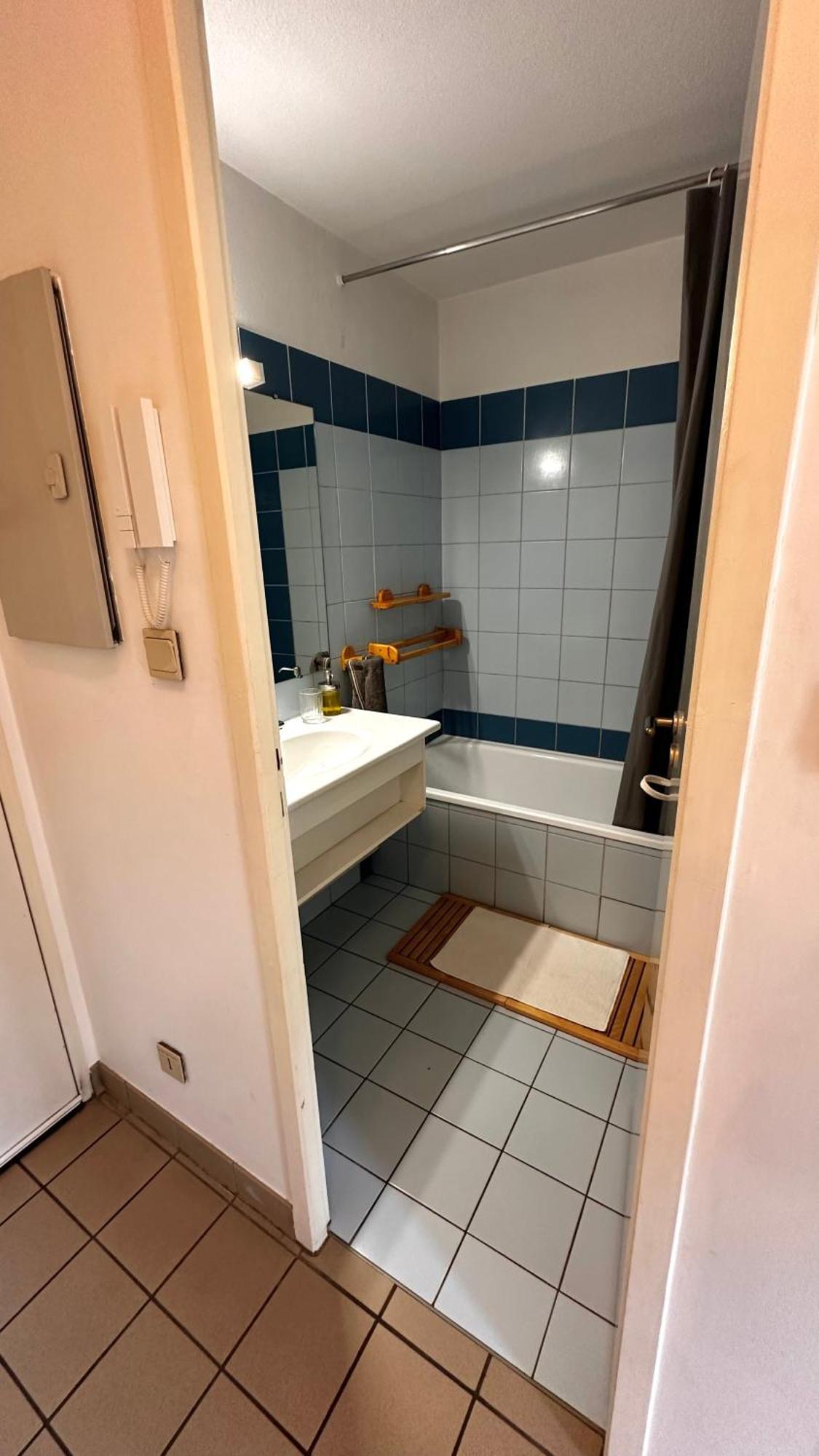 Appartement Centre Ville Pied De Piste Briancon Exterior foto